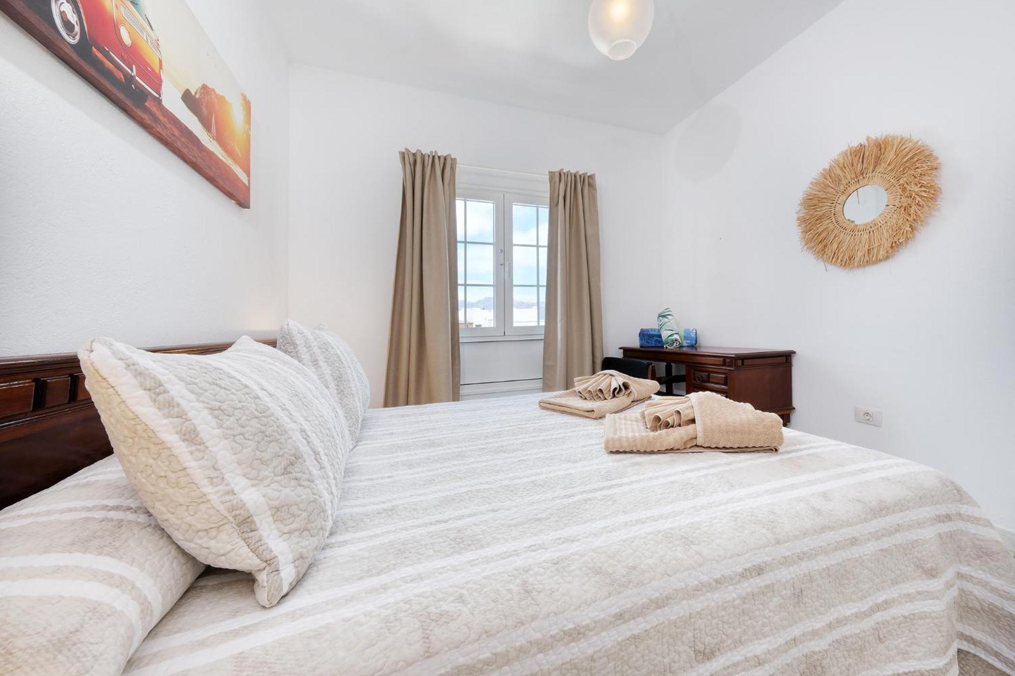 Casa Hespi-View To Famara Beach Екстер'єр фото